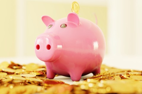 Piggy Bank gold coins photo by Braňo on Unsplash